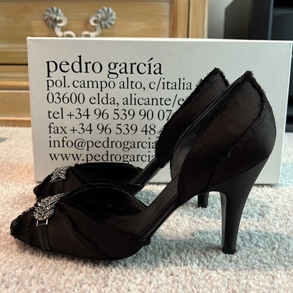 Pedro Garcia Size 37 Evening Satin Heel - Picture 3 of 5